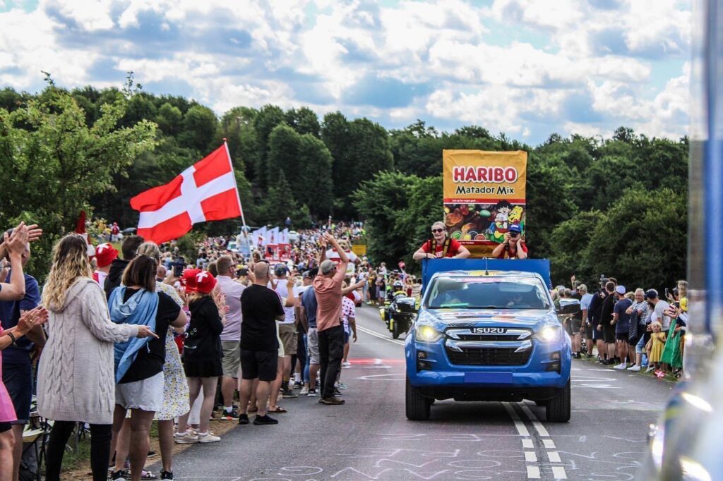 Isuzu ? Le tour et le Futuroscope Juillet c’est le mois Isuzu D-max !