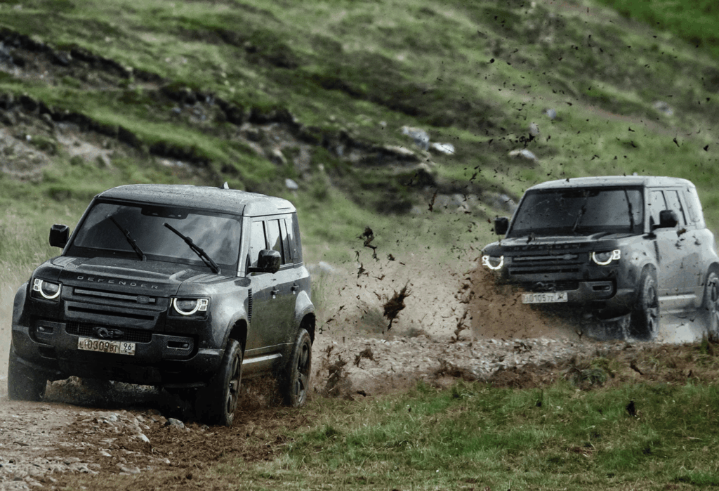 Defender 007 aux enchères 60 ans de James Bond !