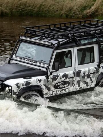 Defender Works V8 Trophy Land Rover V8 Classic…Series II!