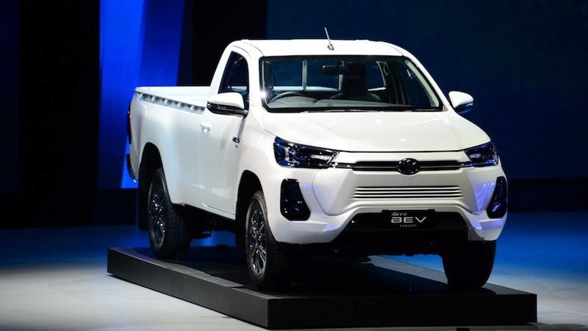 Pick up Toyota Hilux électrique Le Pick Up historique passe bientôt à l’électrique