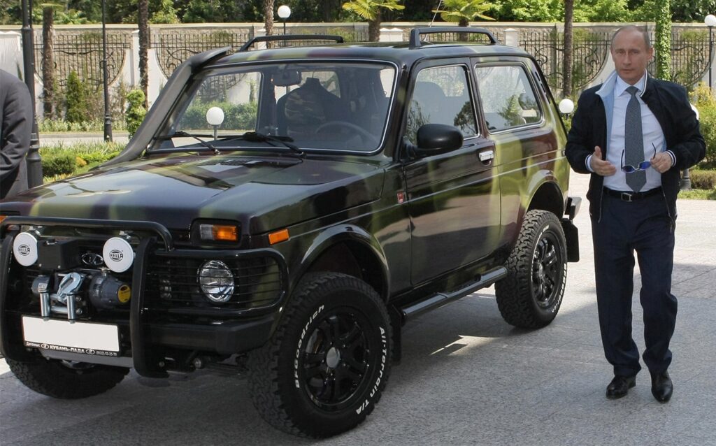 Ukraine fin de Lada Niva GB