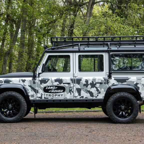 Defender Works V8 Trophy