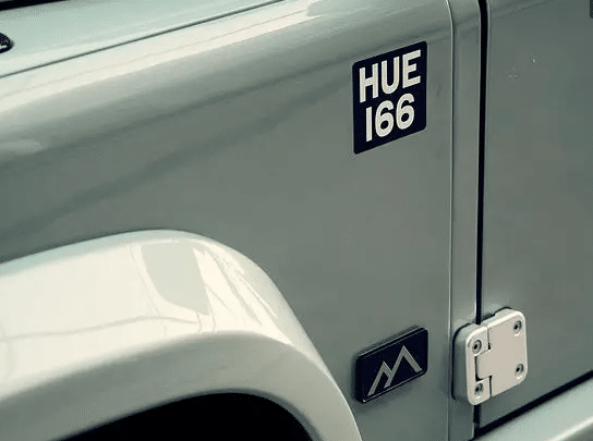 HUE 166 Restomod par Himalaya