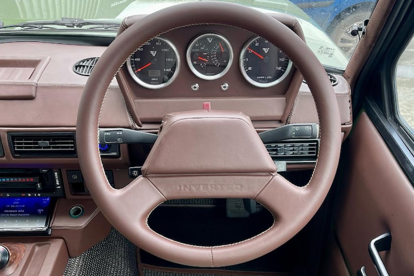 Range Rover Classic Tesla 