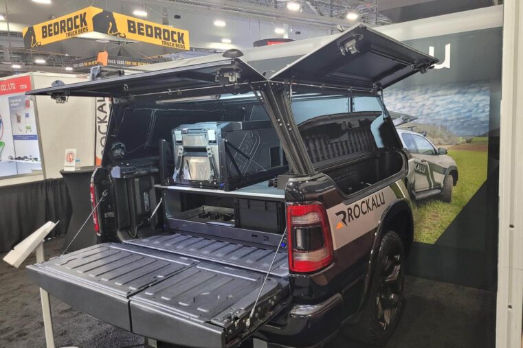 Rockalu pour Dodge Ram Un Hard top compatible RamBox