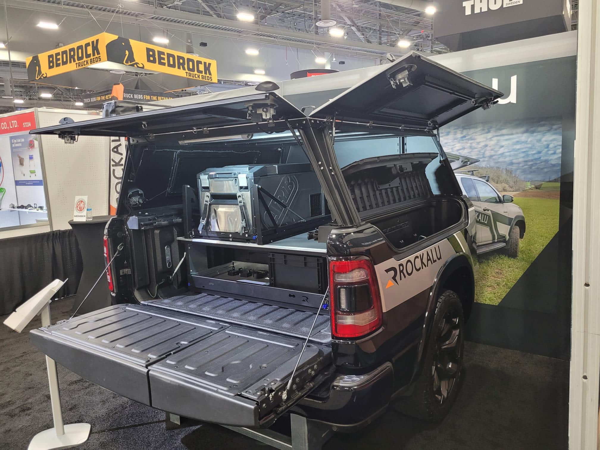 Rockalu pour Dodge Ram Un Hard top compatible RamBox