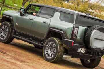 Hummer EV
