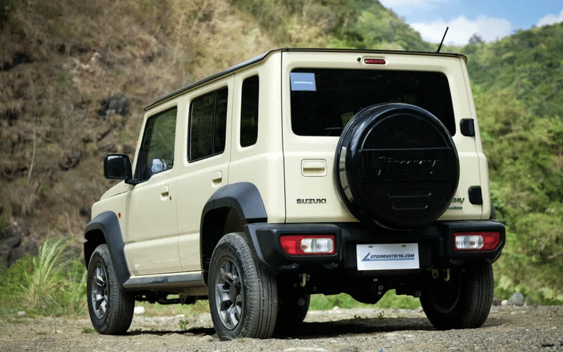 Suzuki Jimny 5 portes