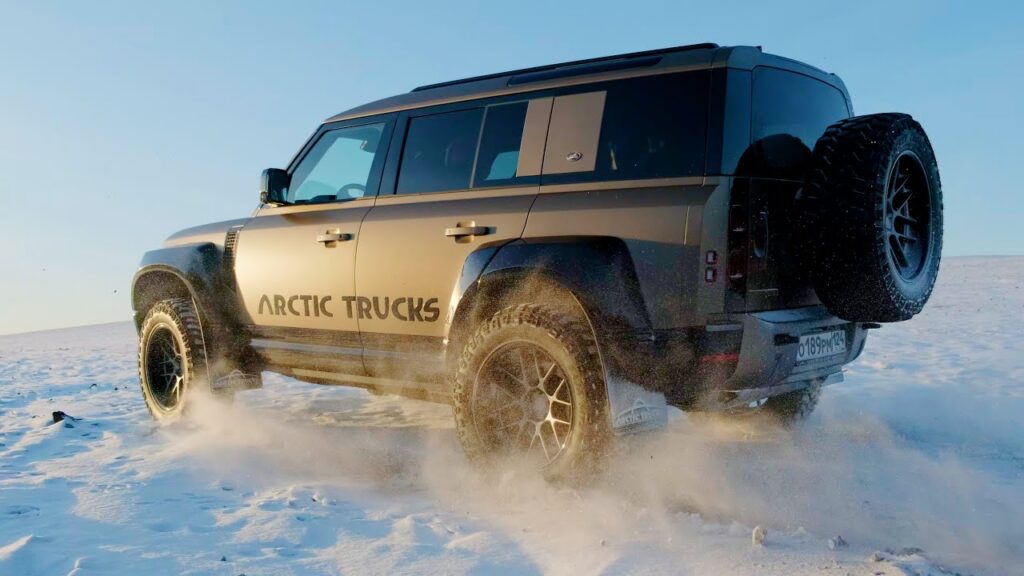 Artic Trucks New Defender