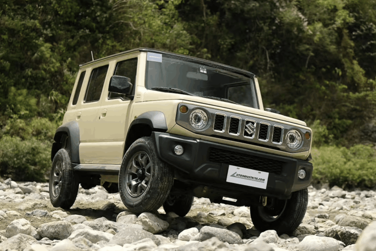 Suzuki Jimny 5 portes Peut-être en Europe !