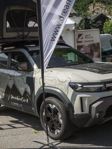 Dream team car blindages Duster