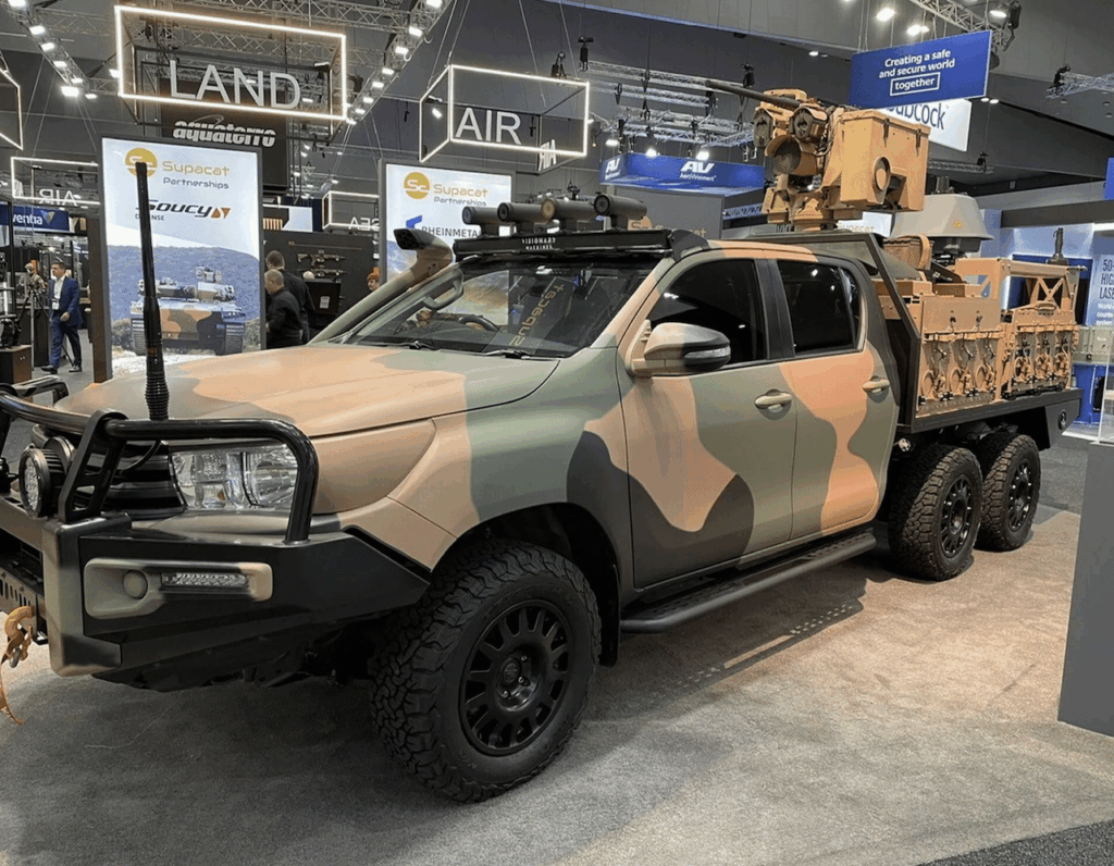 Toyota Hilux 6x6 guerrier