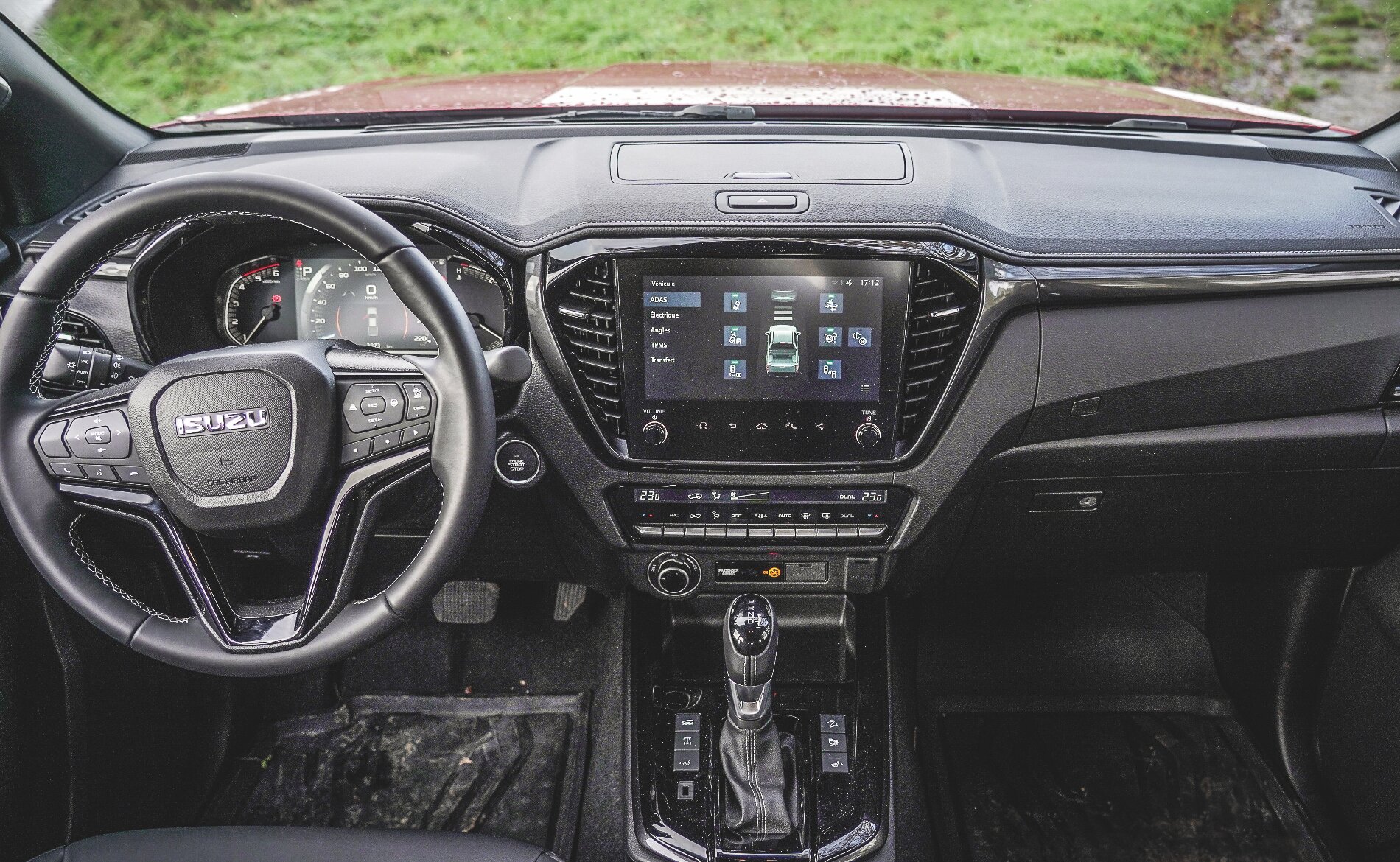 tableau de bord Isuzu D-Max 