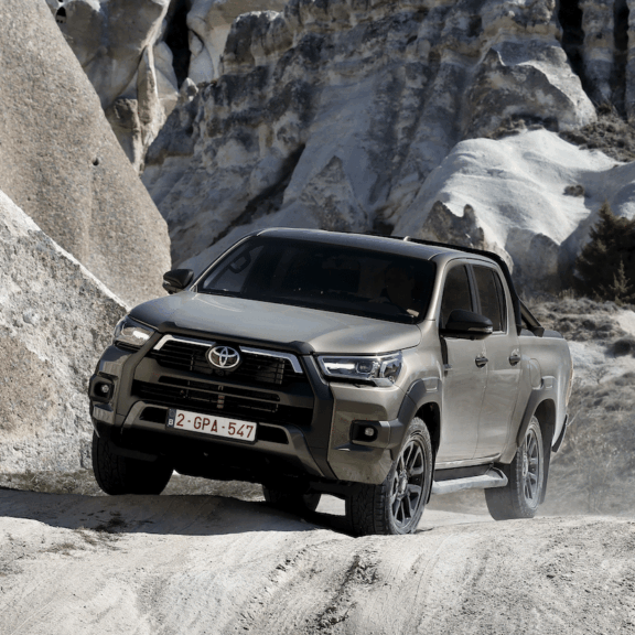 Toyota Hilux Hybride 48V L’hybride avant le « Full electric »
