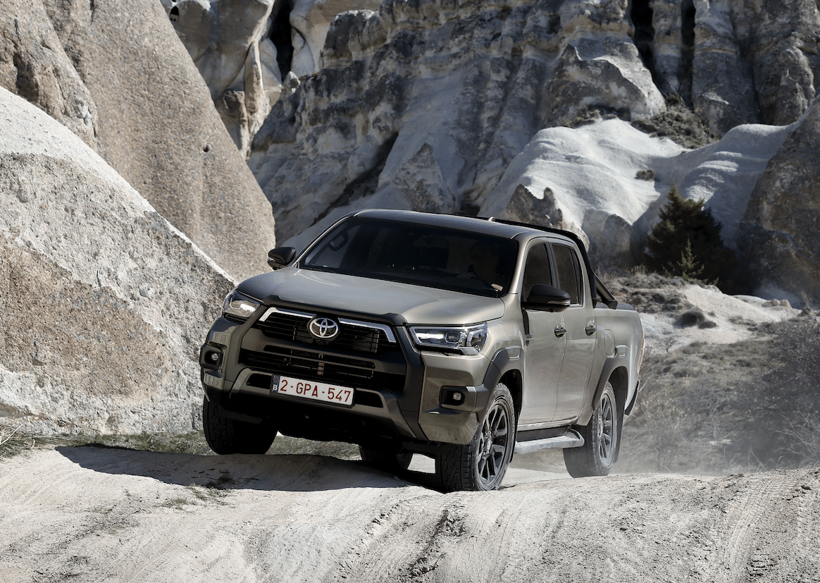 Toyota Hilux Hybride 48V L’hybride avant le « Full electric »