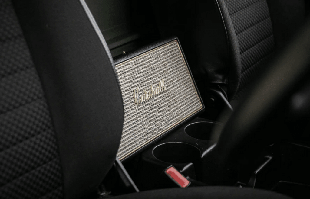 Defender de Charles III vendu 