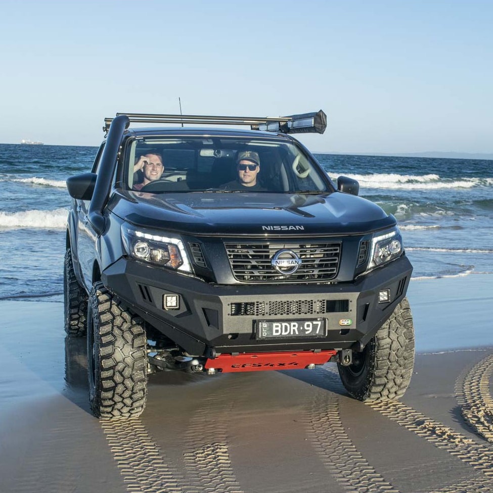 Pare-chocs pour Nissan