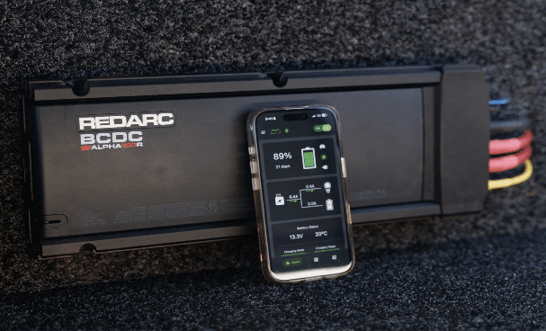 ARB chargeur Batterie Redarc
Redarc BCDC Alpha 100 R
