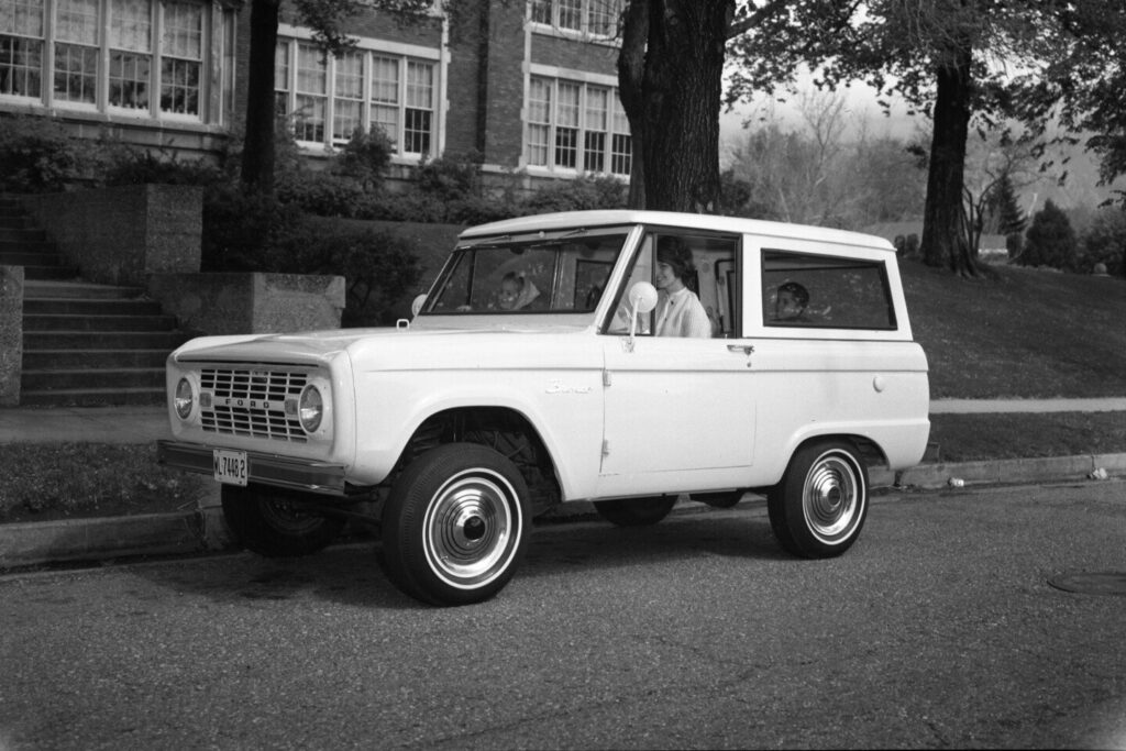 Concept Bronco Roadster fun