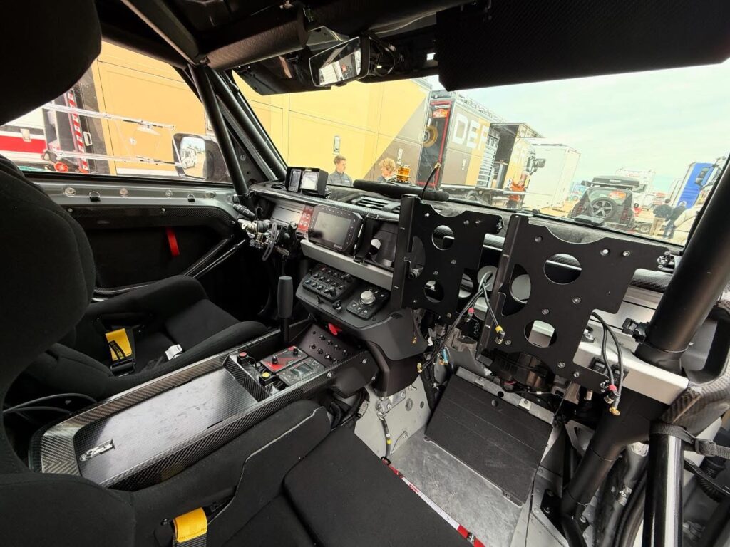 Defender Dakar « Stock » dévoilé