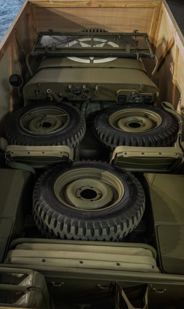 Jeep Willys neuve Jeep in crate indiancars