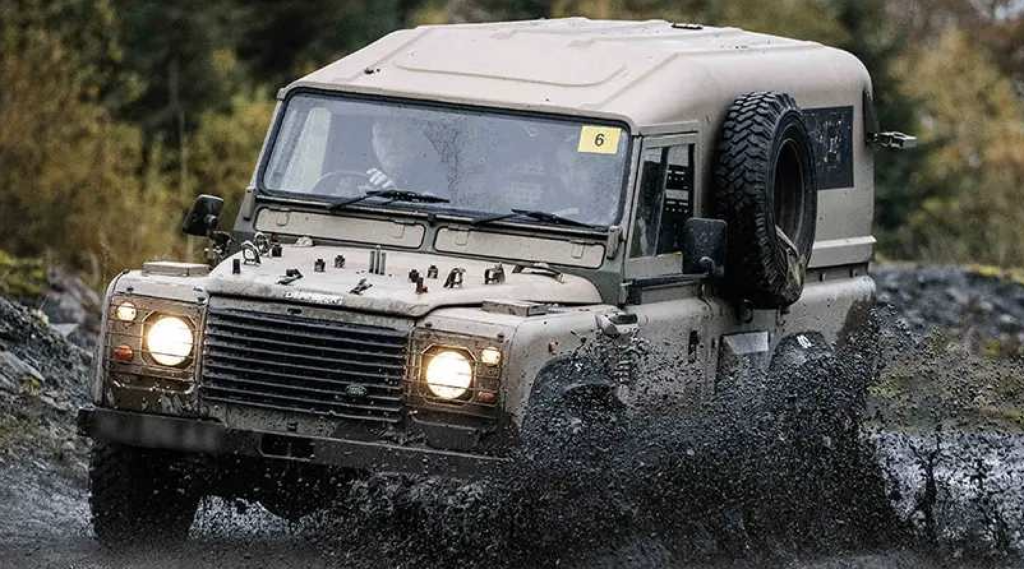 Adieux du Defender Army
Cette fois ci, c’est terminé pour le Defender dans l’armée Anglaise