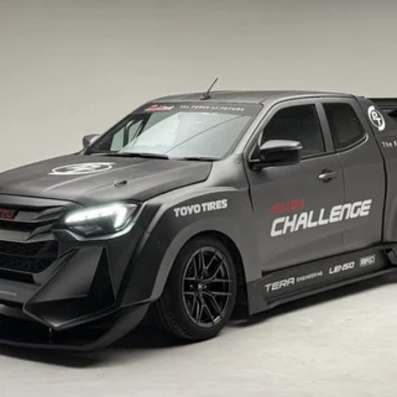 Isuzu D-Max compet Un D-Max EVO style Mad Max !!