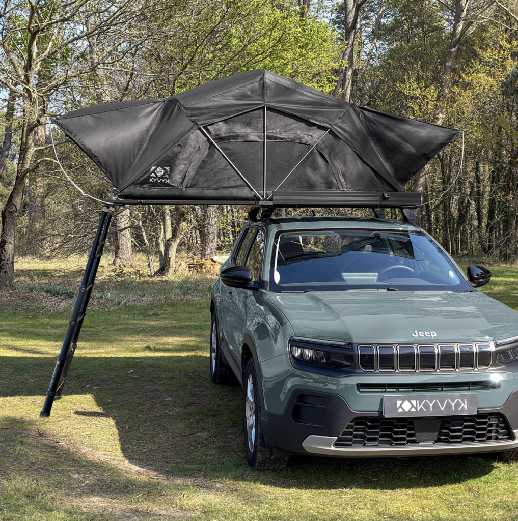 Avec la collection KEEPER de KYVYK, profitez d’une tente de toit entièrement conçue et fabriquée en France.