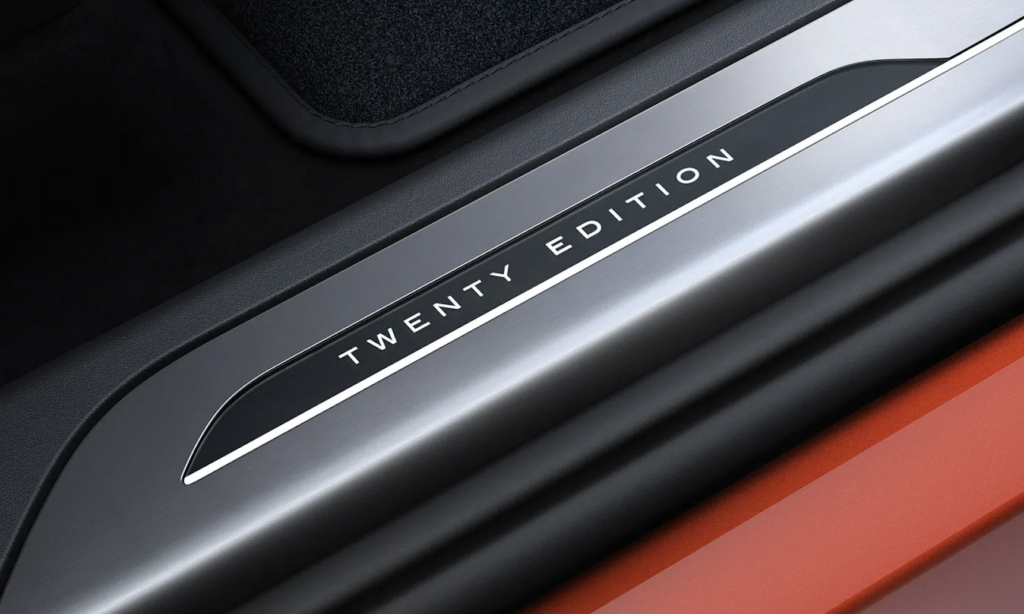 20 ans Range Sport
Le Range Rover Sport fête ses 20 ans de succès
