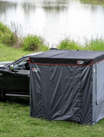 Auvent 200x200 RLC Diffusion Un auvent autoportant avec chambre Pop-Out EFS