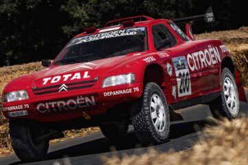 Le Dakar à Goodwood Voitures et champions du rallye présent en démo au FOS