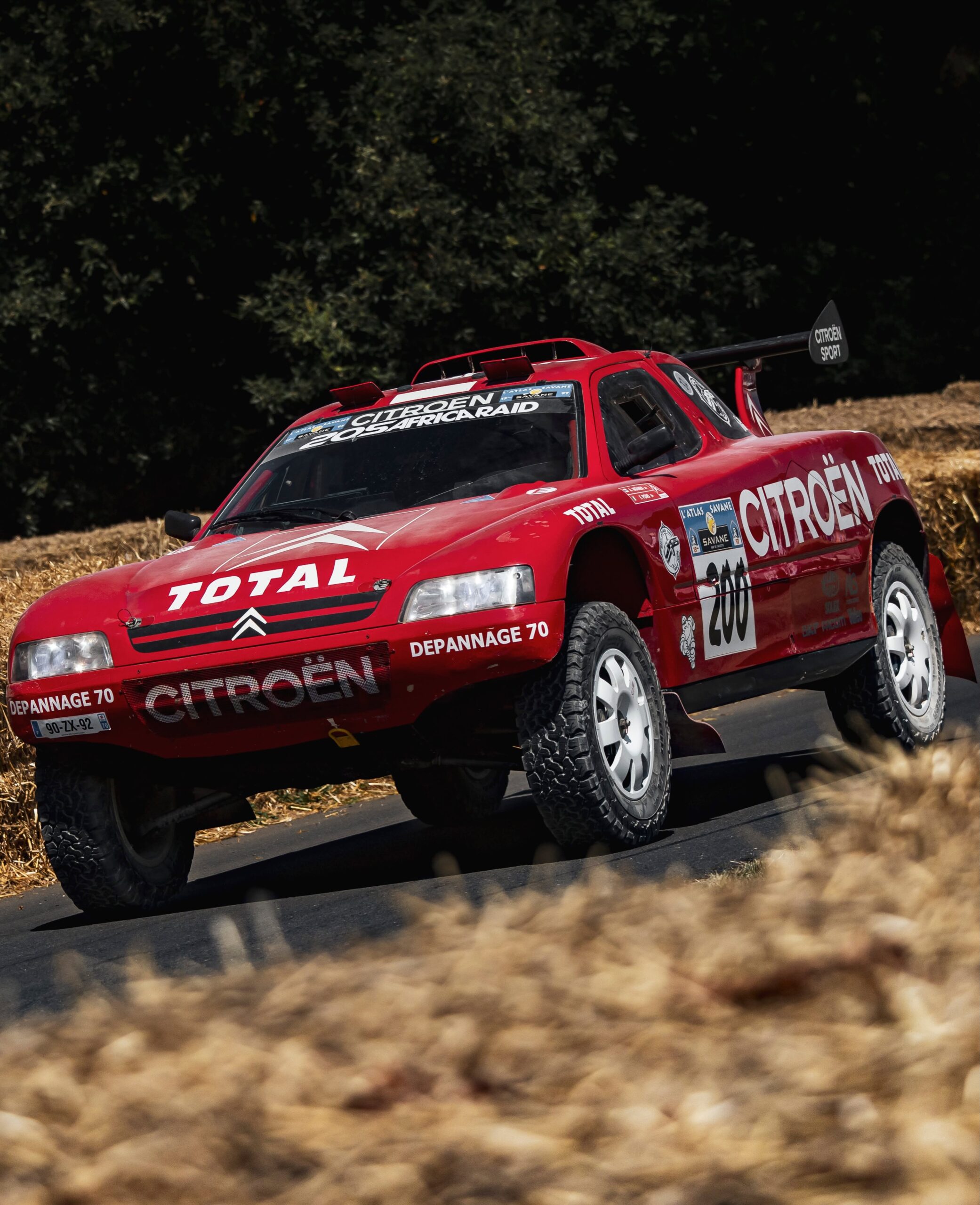 Le Dakar à Goodwood Voitures et champions du rallye présent en démo au FOS