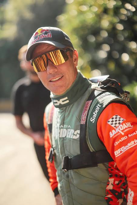 Le Dakar à Goodwood
Voitures et champions du rallye présent en démo au FOS