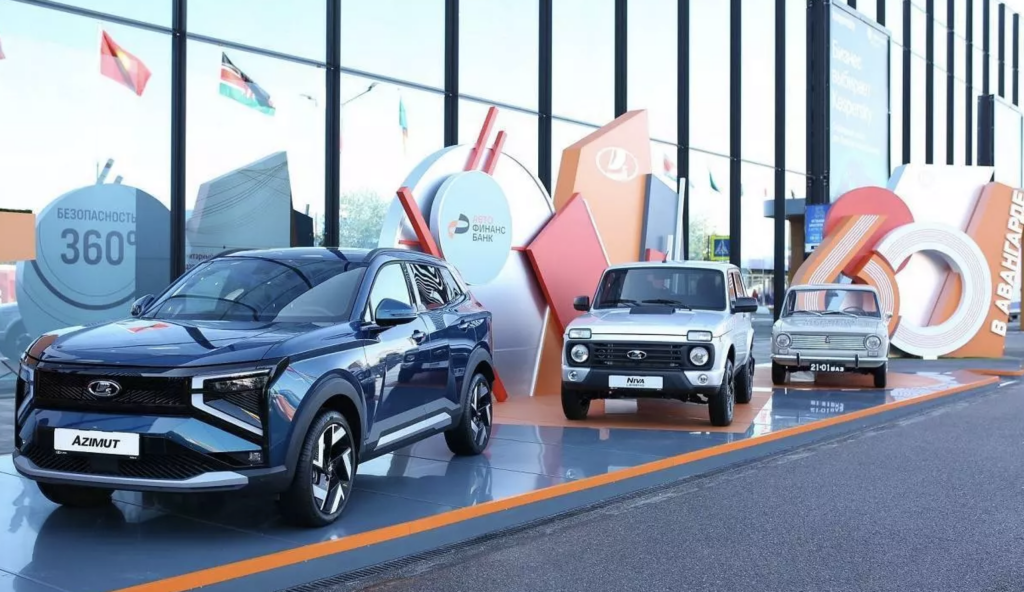 Lada Niva éternelle Legend
Dernier moteur 1,7L et version « Legend »