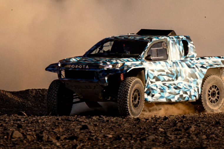 Toyota engagera un Hilux Hydrogène sur le Dakar 2027