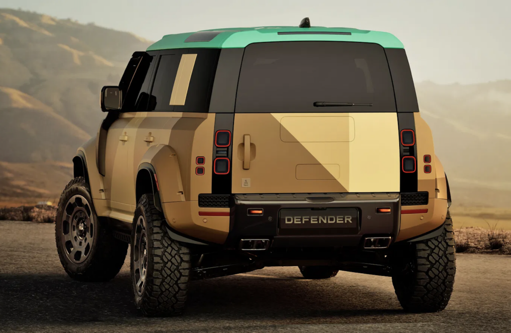 Defender Dakar Street Legal
Version civile de la bête de rallye de 626 ch sur la route !