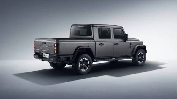 4x4 BAW212 Equip’Raid
Le 4x4 militaire Chinois en version civile débarque !