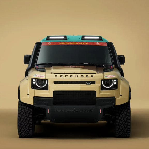 Defender Dakar Street Legal Version civile de la bête de rallye de 626 ch sur la route !
