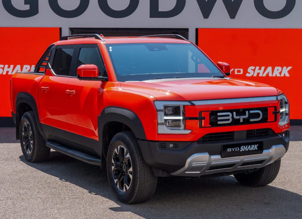 BYD Shark Hybride
Ce pick-up hybride de 436 ch qui va faire trembler la concurrence