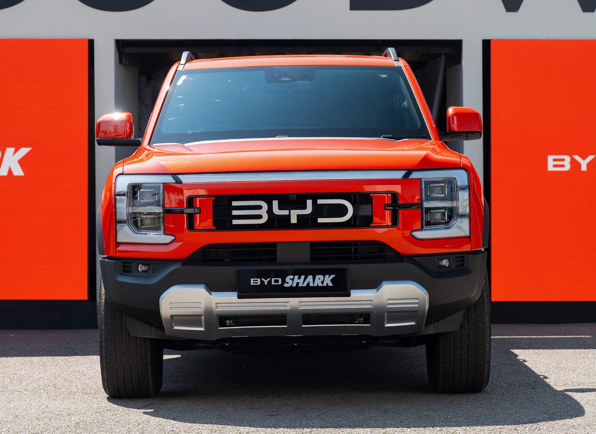 BYD Shark Hybride Ce pick-up hybride de 436 ch qui va faire trembler la concurrence