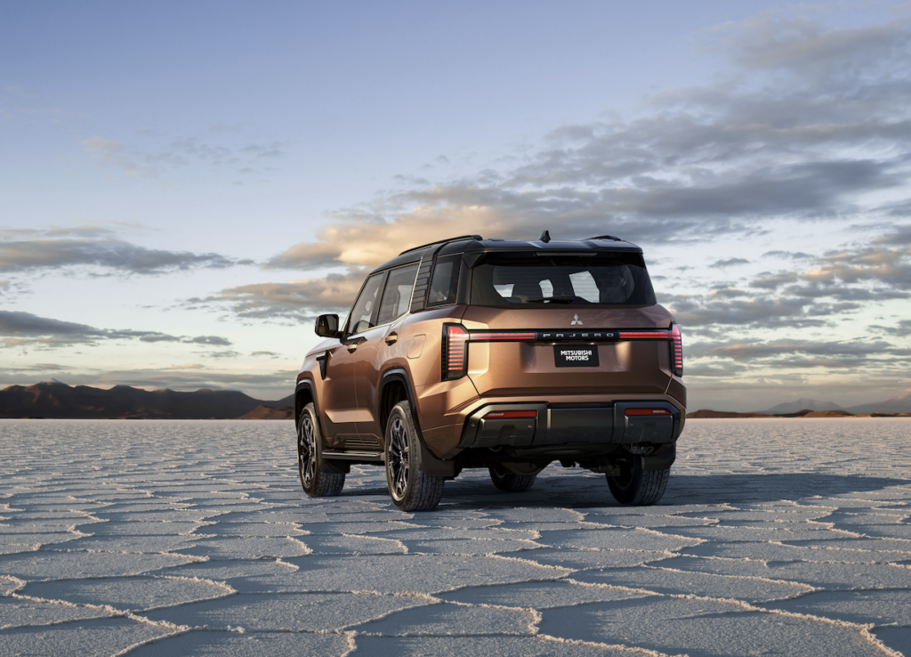 Mitsubishi Pajero le retour
Le Mitsubishi Pajero fait son grand retour