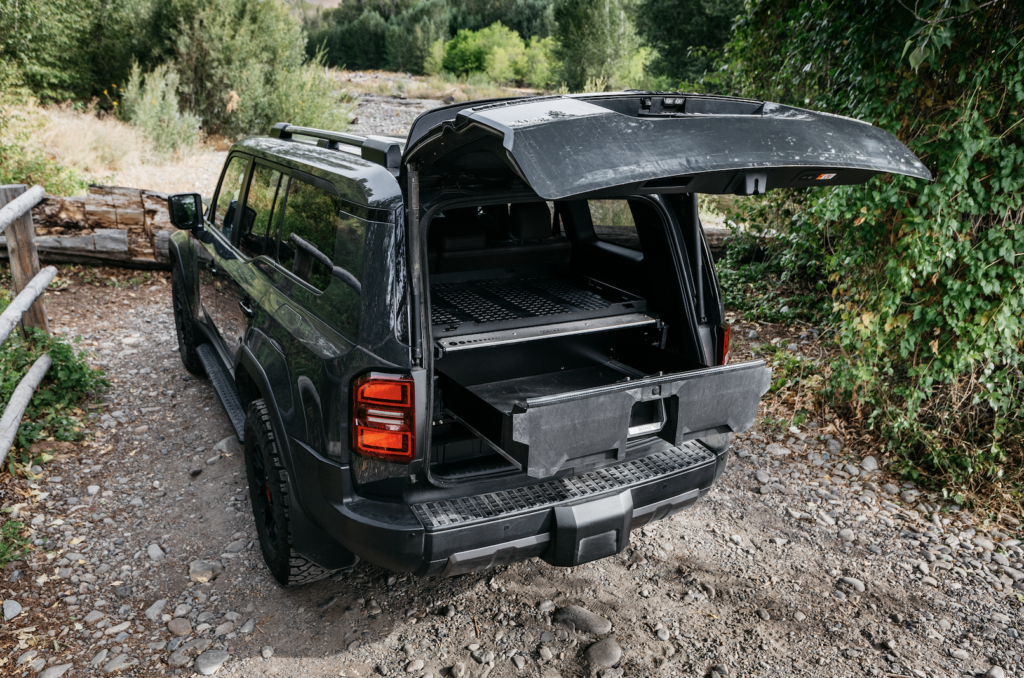 Nouveau système tiroirs Decked
Decked lance son nouveau système de tiroirs pour les SUV